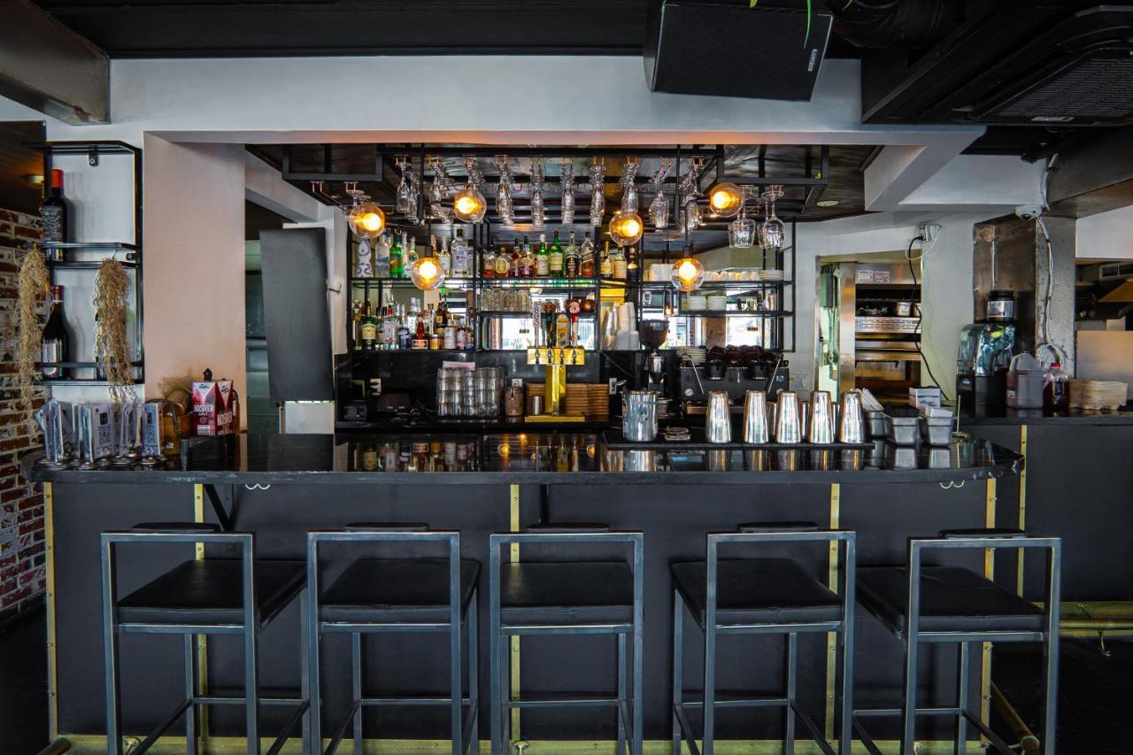H By H Hospitality Hotel Лос Анджелис Екстериор снимка