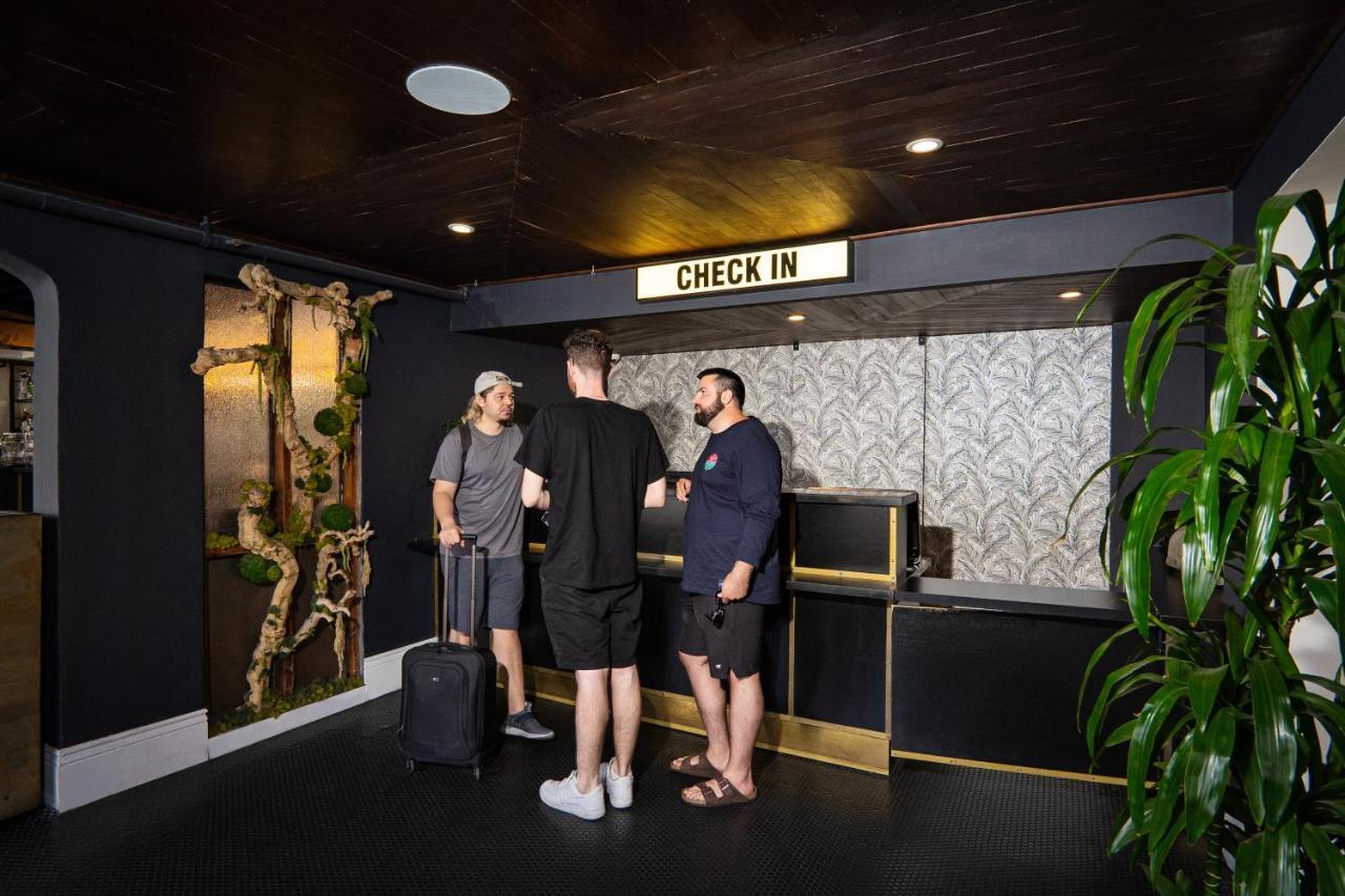 H By H Hospitality Hotel Лос Анджелис Екстериор снимка